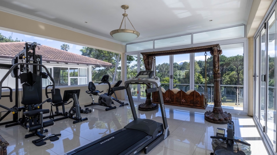 7 Bedroom Property for Sale in Constantia Western Cape